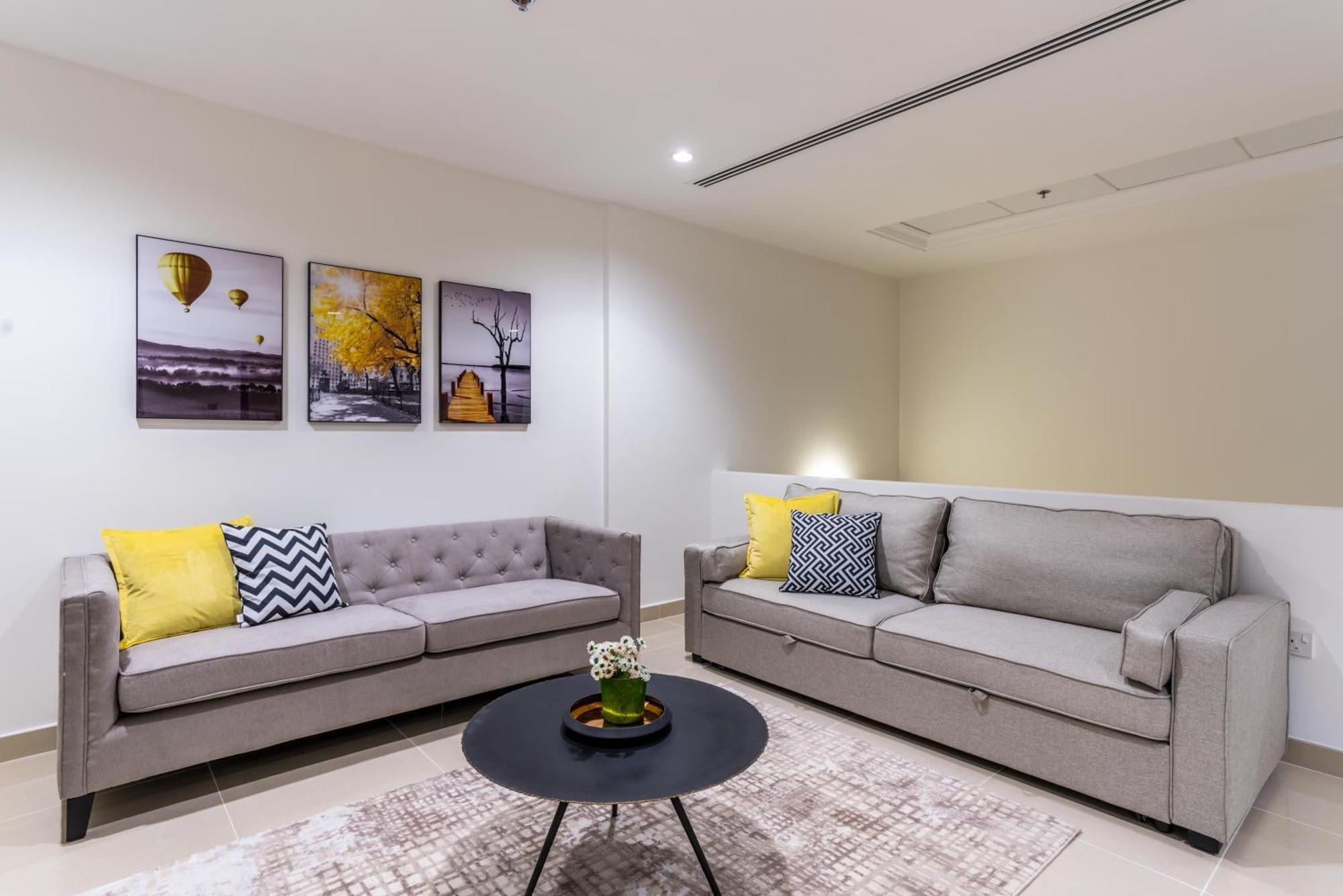 Simply Comfort In Sarai Palm Jumeirah 迪拜 外观 照片